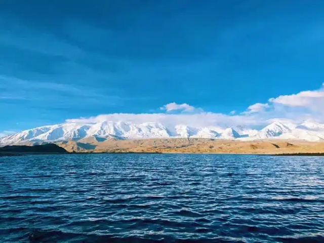 喀拉库勒湖.jpg
